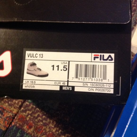 FILA VULC 13 White with Black Details Mid Sneakers - 11.5 - New in Box - Picture 8 of 9